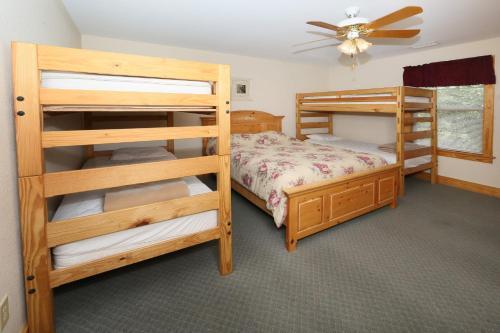 Apartamento Poplar Point Condo Unit 12f - Three Bedroom