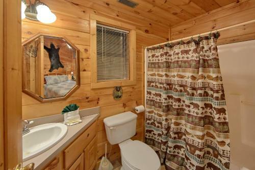 Tranquility Den 210 - Two Bedroom Cabin