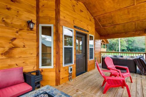 River Romance 2328 - One Bedroom Cabin