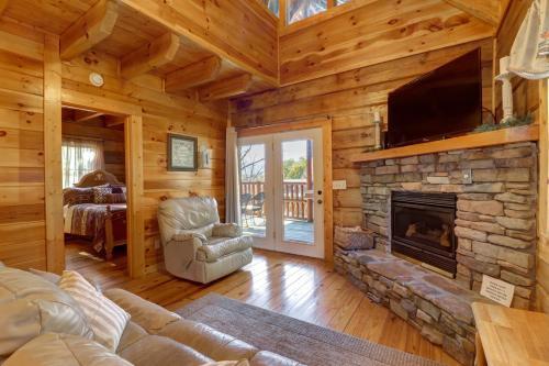 Peaceful Setting Cabin