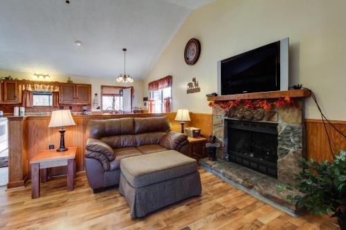 Mountaintop Hideaway