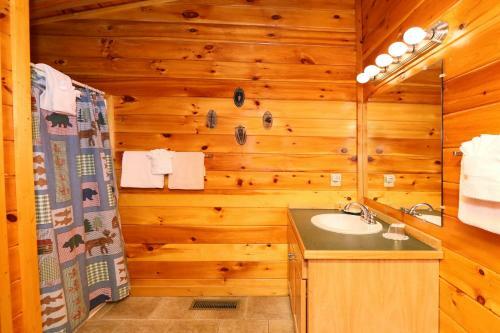 Snow Bear - Two Bedroom