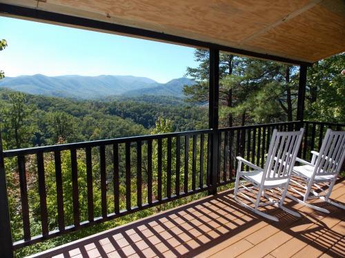 Mountain Ridge Chalet