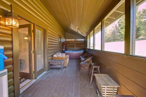 Gotta Getaway Cabin