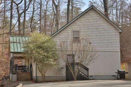 Cedar Falls (#8) - Three Bedroom