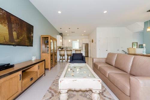 Affinity Breeze - Three Bedroom Home