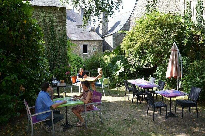 La Tour Du Lion - Guest House