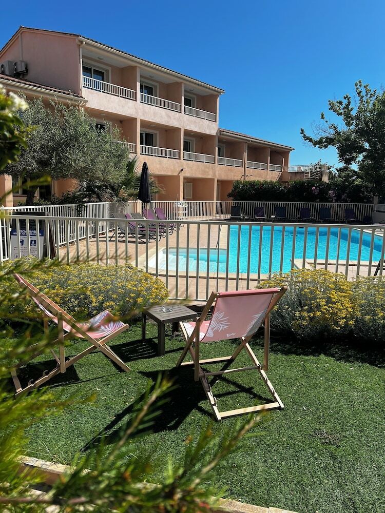 Hotel De L'empereur