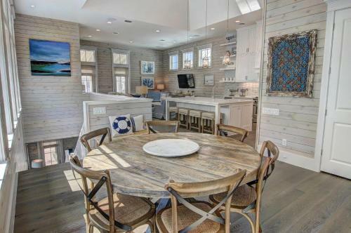 Cinnamon Shore- Merroway Cove 223 Be