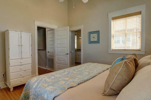 Cinnamon Shore- Grey Mist 123 St
