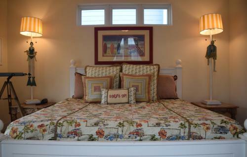 Banyan Beach House - Three Bedroom House