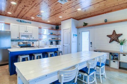 Villa Blue Home