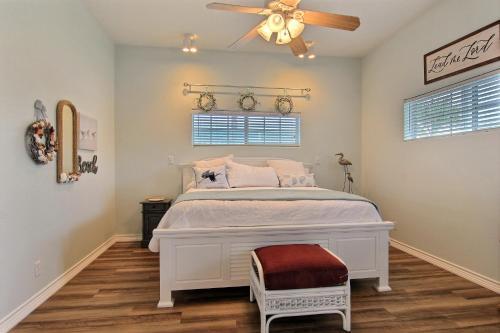 Bibby's Beach Bungalow Home