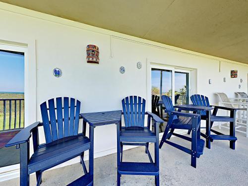 Apartamento Beachfront Penthouse Condo