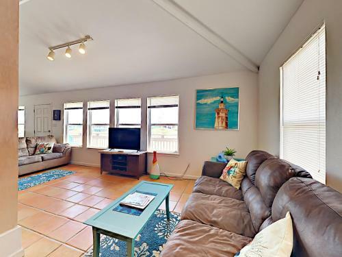 12 La Playa - Three Bedroom Home