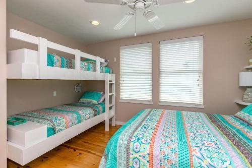 Sea La Vie 92vw Home