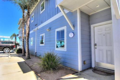 Cockles Townhouse Sea3