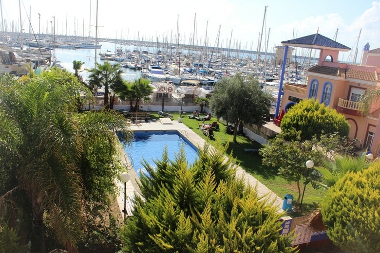 Apartamentos Marina Internacional