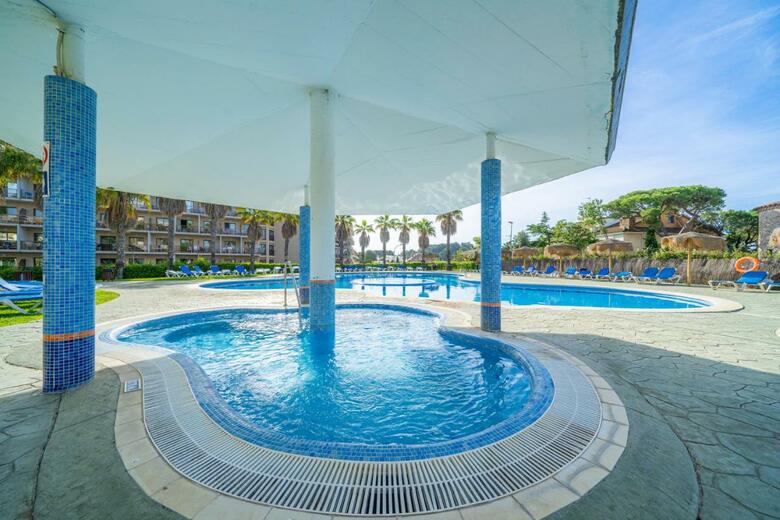 Apartamentos Ar Bolero Park