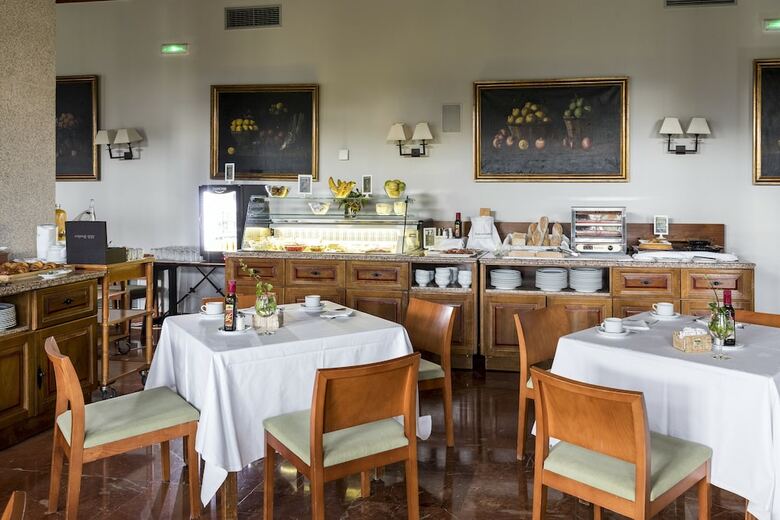 Hotel Parador De Tui