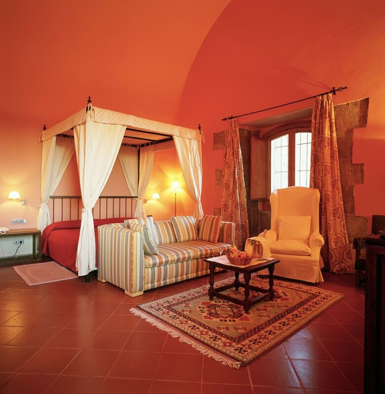 Hotel Parador Cardona