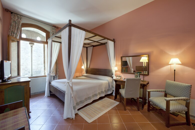 Hotel Parador Cardona