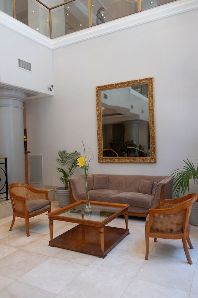 Hotel Intersur Recoleta