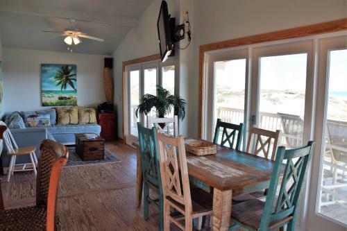 3306 On The Beach - Three Bedroom Home