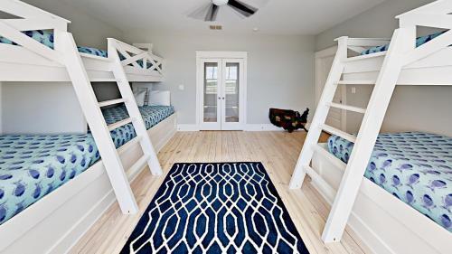 Bay Bay Blue Home