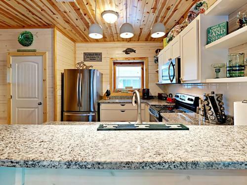 The Commons 704 - Three Bedroom Townhome