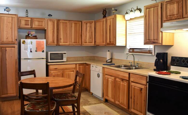 Deckhouse - Two Bedroom Home