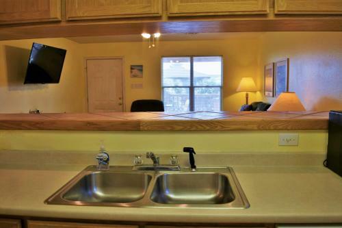 Apartamento 221b Las Palmas - Two Bedroom Condo