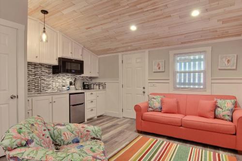 Tranquil Cove 201c Cottage