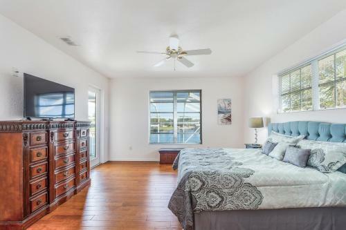 Lake View Retreat