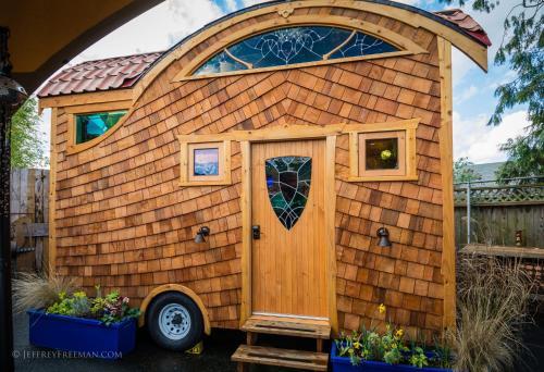 Caravan- The Tiny House Hotel