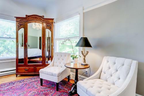 Bed & Breakfast Portland's White House