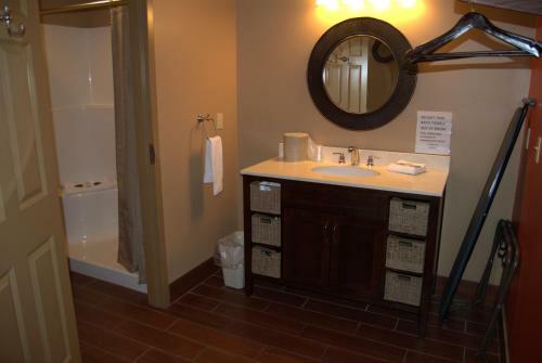 Hotel Put-in-bay Victory Station
