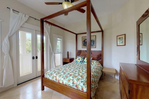 Blue Hawaii House