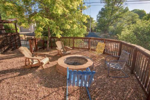 Prescott Pines Inn Bed And Breakfast