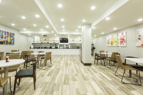 Hotel Ninety Five - Jfk Airport