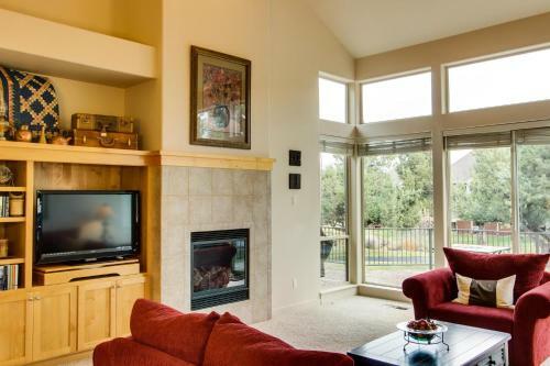 Eagle Crest Resort's Desirable Sage Country Court