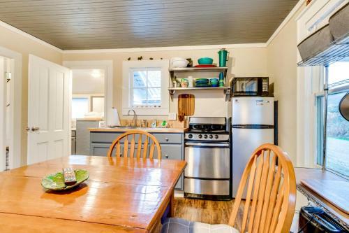 Saltair Creek Cottage
