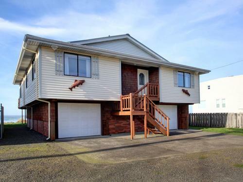 Twin Coho House #142422
