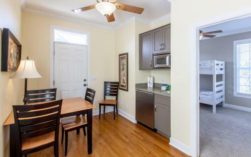 110 Blue Crab Loop East