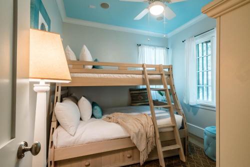Wiggle Lane Home 119