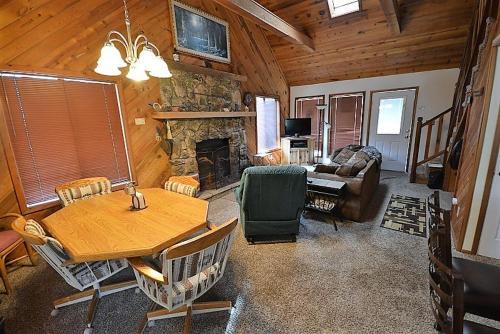 Guys Getaway Two Bedroom Cabin