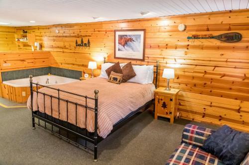 Ruidoso Lodge Cabin # 4