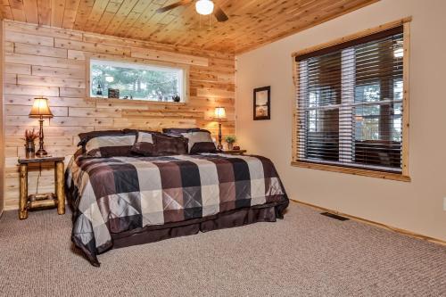Crossroads - Hiller Vacation Homes