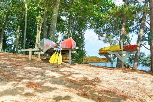 Cottage 4 - Hiller's Pine Haven