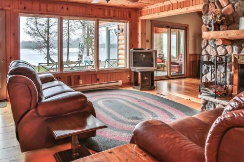 Found Paradise 2 - Hiller Vacation Homes